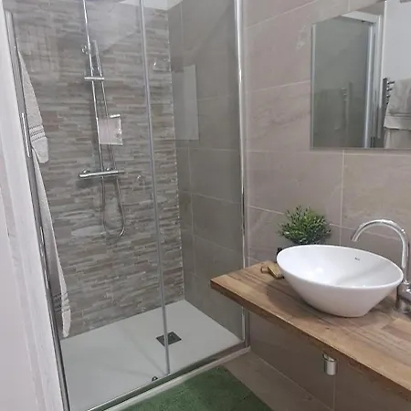 An&gy House *